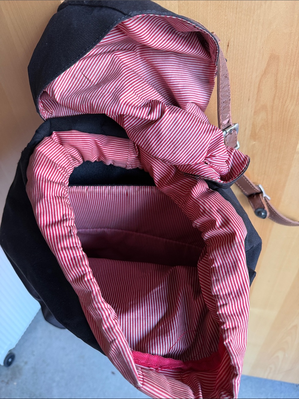 Herschel Supply Company Black Backpack with Brown Straps - Picture 2 of 4